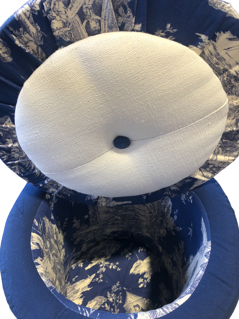 Pouf rond de rangement en toile de Jouy